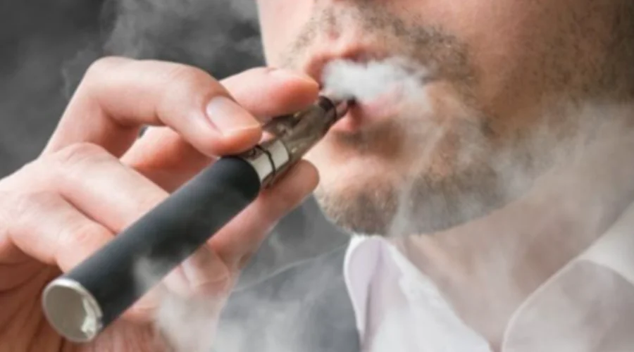 Vape Pod System Dengan Rasa Asap Tebal: Pilihan Terbaik Untuk Vaper Pemula